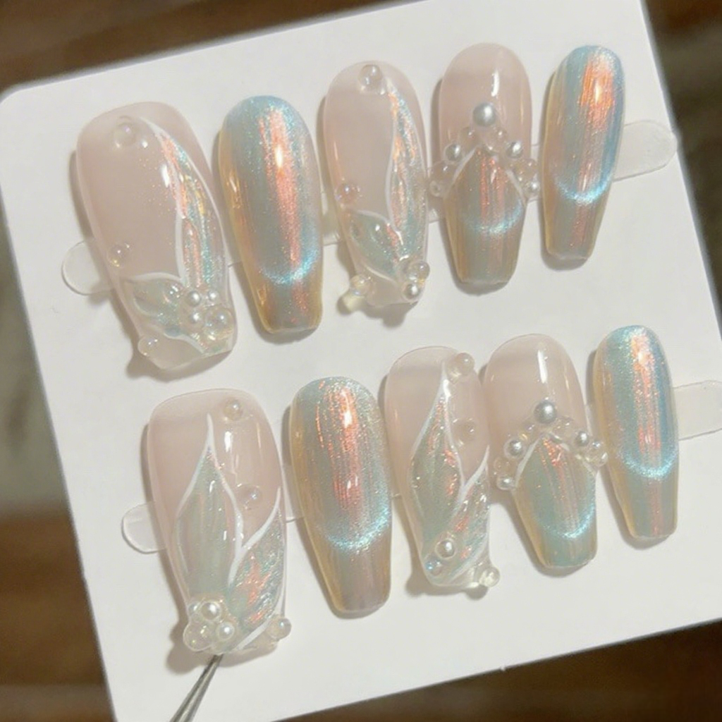 10Pcs Iridescent Gradient Pearl Nail Art ｜ Full Cover Fake Nails ｜ Daily Wear