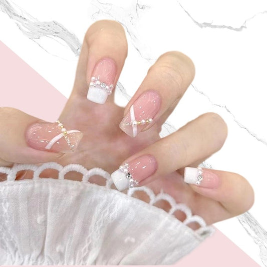 10Pcs Gentle pink French ｜ Full Cover Fake Nails ｜ Daily Wear
