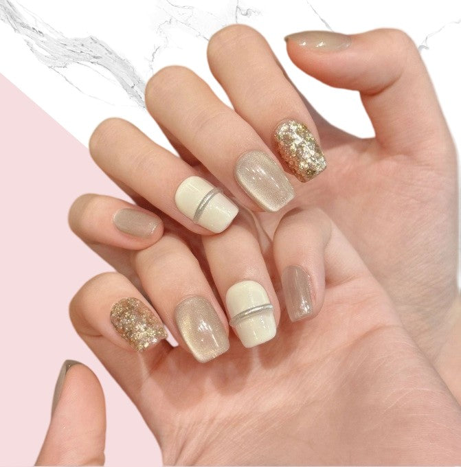 10Pcs Paris milky white champagne gold sequin cat's eye ｜ Full Cover Fake Nails ｜ Daily Wear