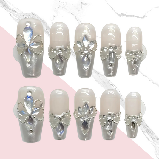 10Pcs Silver Diamond and Pearl Embellished Nude Nails ｜ Full Cover Fake Nails ｜ Daily Wear